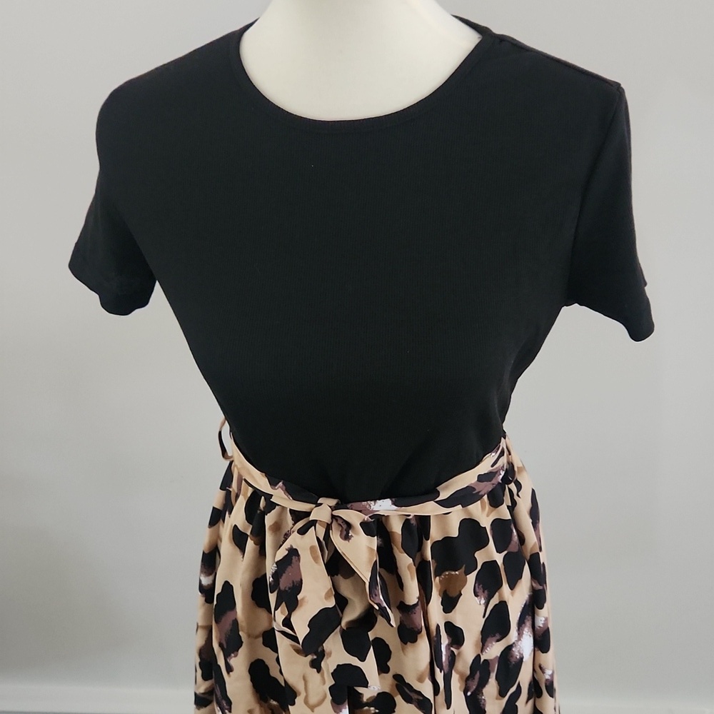 NWOT Leopard Dress - Picture 3 of 7